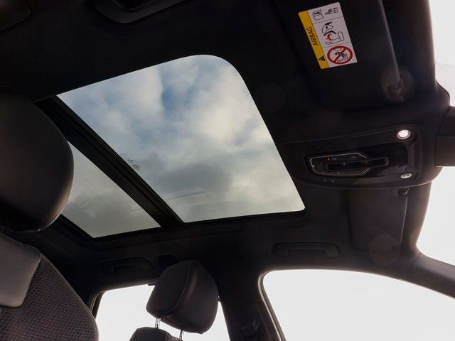 Audi A4 Avant 35 TFSI Advanced S line Pano AHK LED Na foto 12