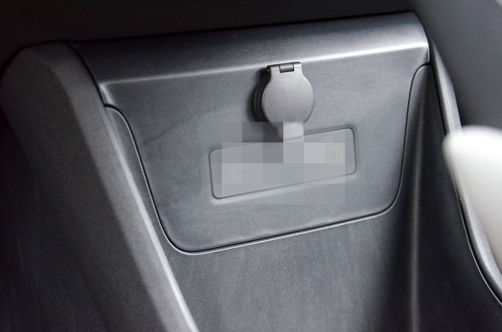 BYD Dolphin Surf Boost foto 13