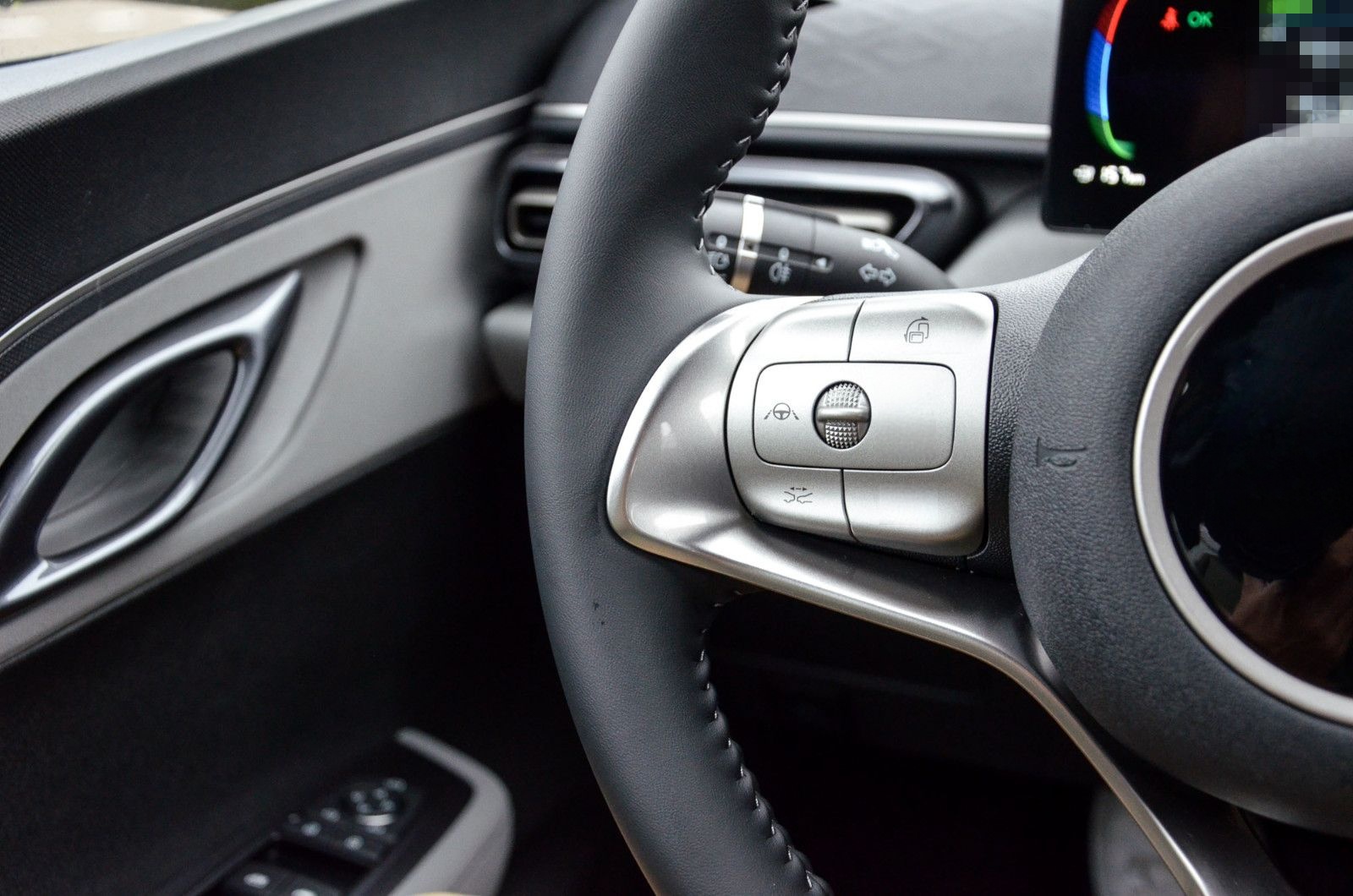 BYD Dolphin Surf Boost foto 14