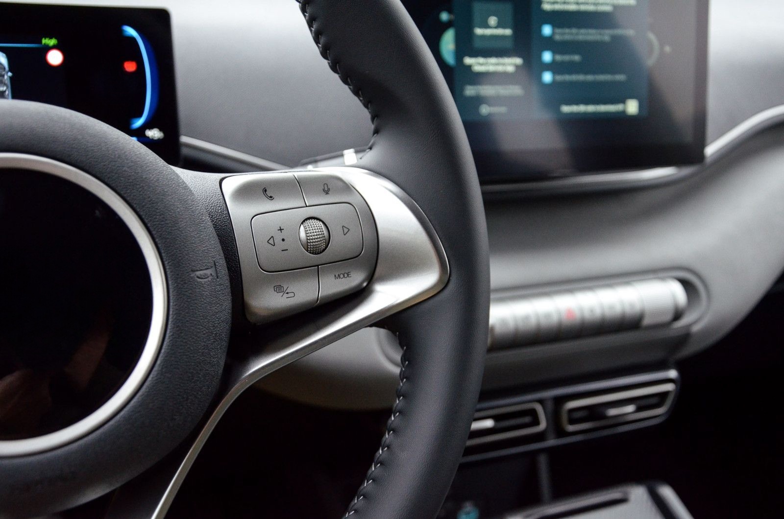 BYD Dolphin Surf Boost foto 15