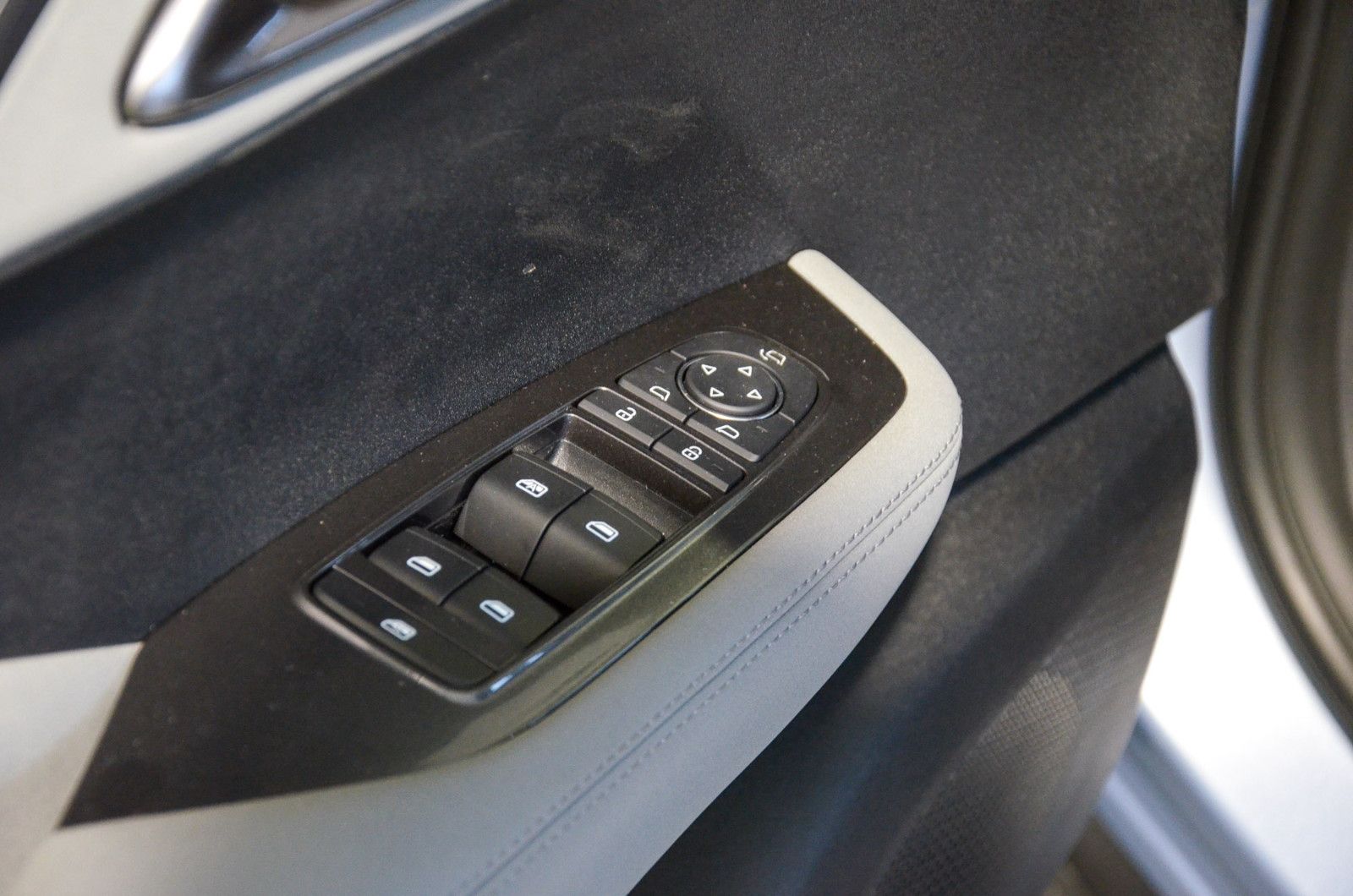 BYD Dolphin Surf Boost foto 9