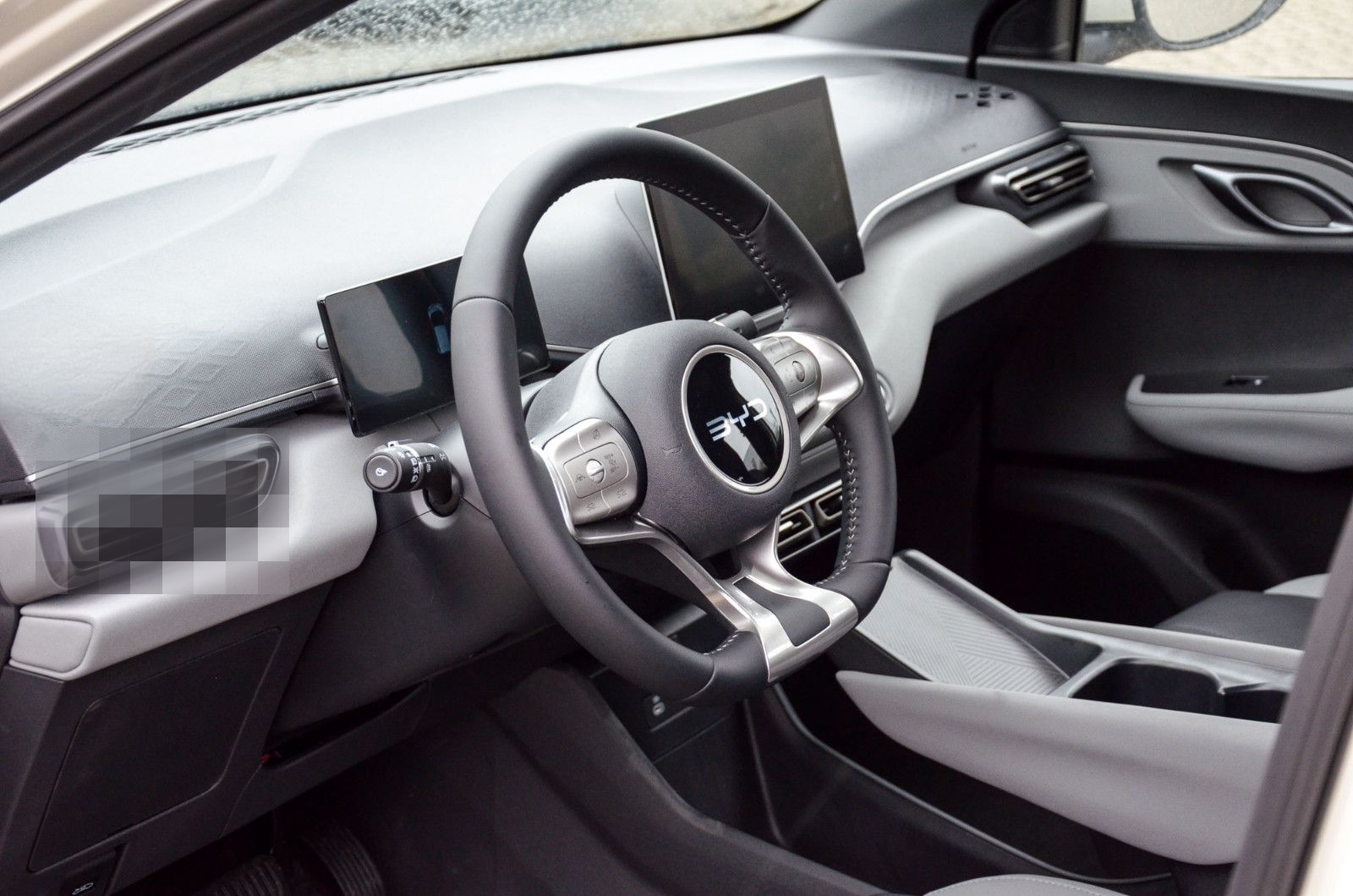 BYD Dolphin Surf Boost foto 11