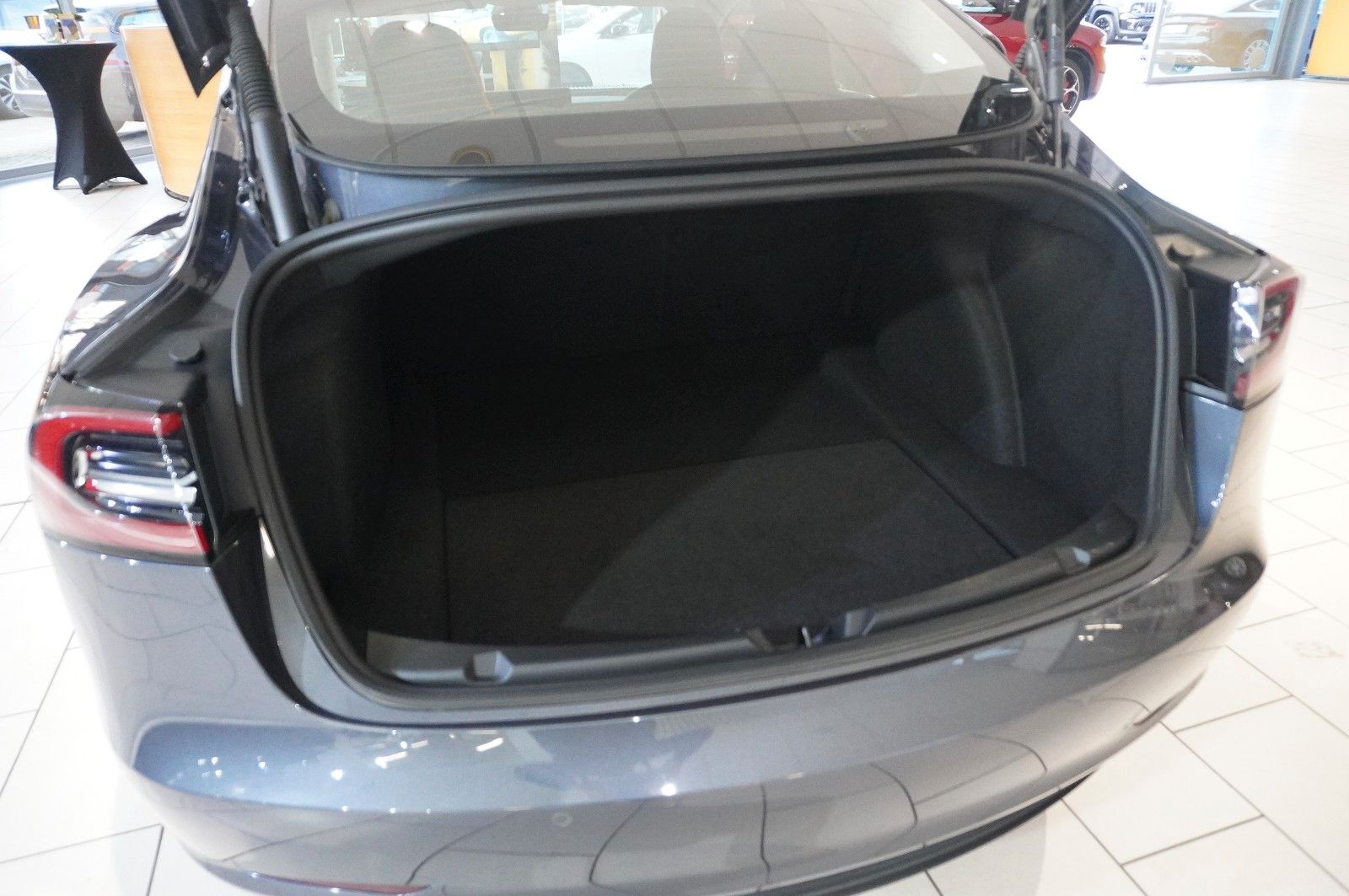 Tesla Model 3 LONGRANGE DUAL-MOTOR NAVI/KAMERA/SHZ/AMD foto 11