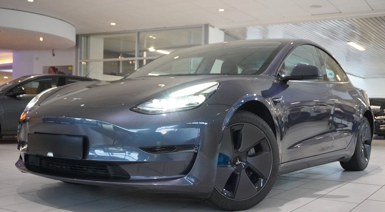 Tesla Model 3 LONGRANGE DUAL-MOTOR NAVI/KAMERA/SHZ/AMD foto 3