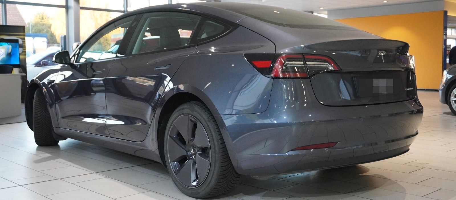 Tesla Model 3 LONGRANGE DUAL-MOTOR NAVI/KAMERA/SHZ/AMD foto 10