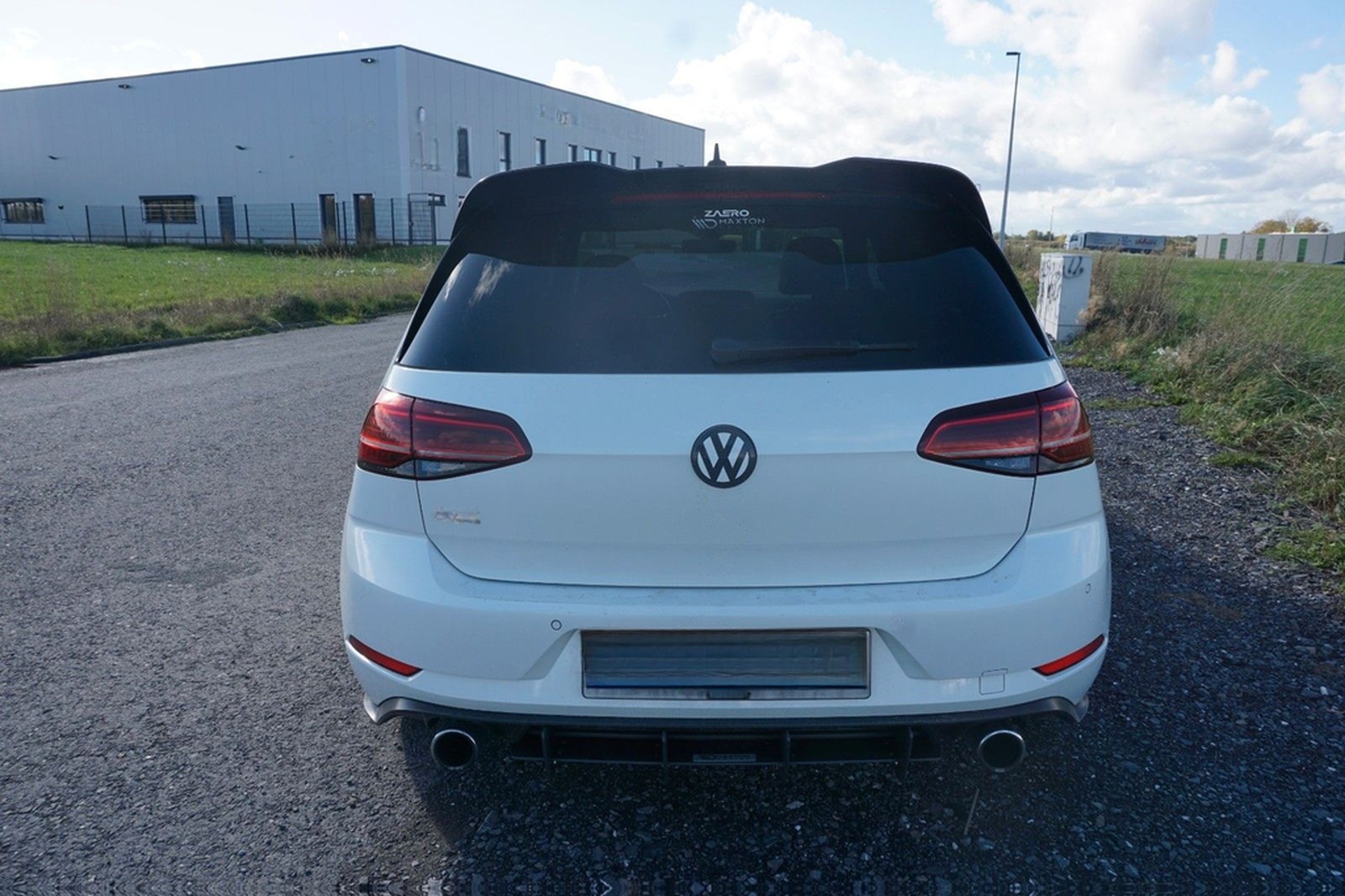 Volkswagen Golf 2.0 TSI DSG GTI foto 3