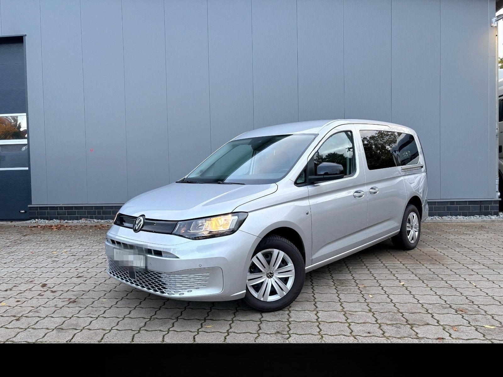 Volkswagen Caddy Maxi DSG Rollstuhl Klappsitze Tragestuhl foto 11