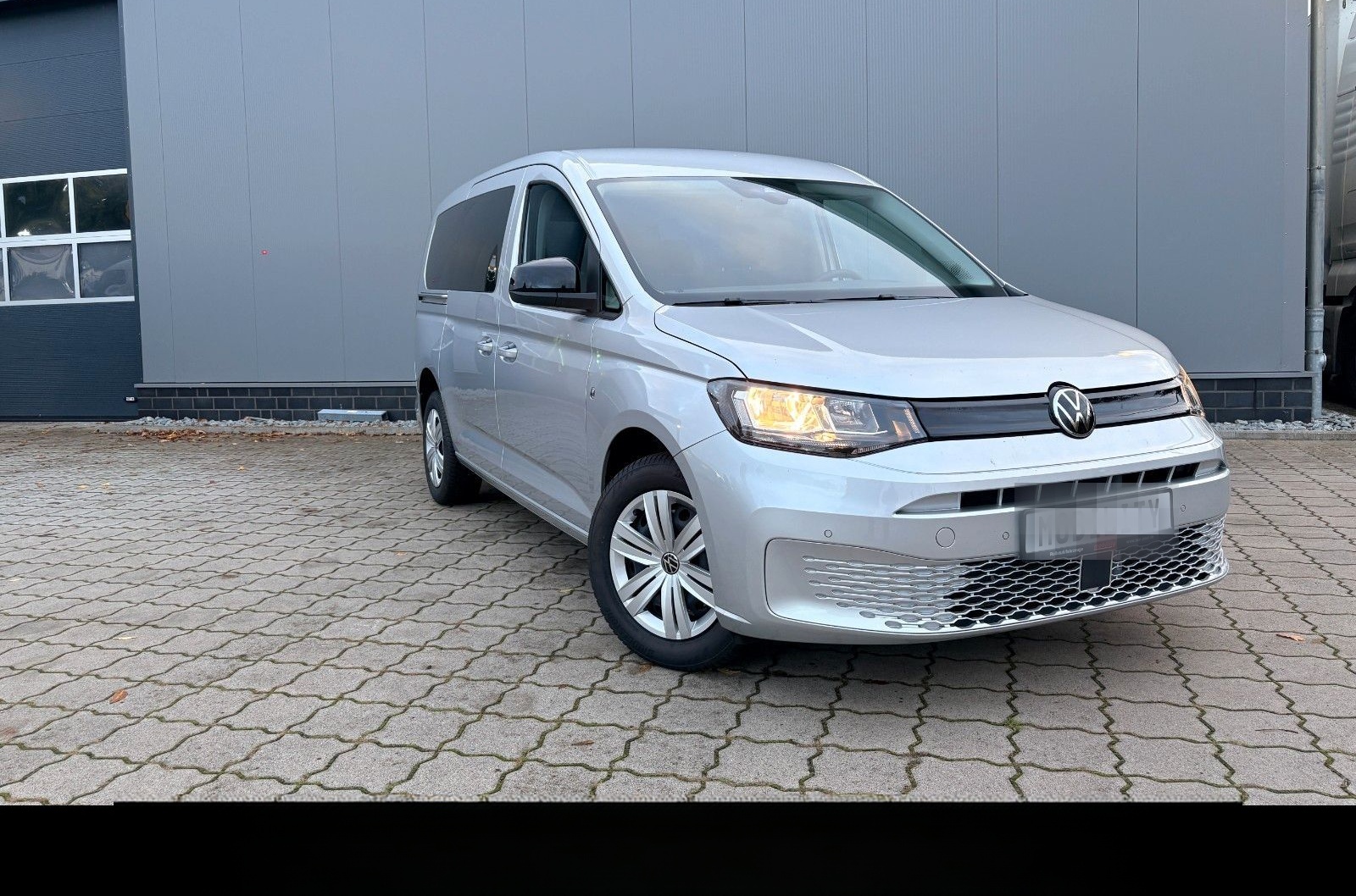 Volkswagen Caddy Maxi DSG Rollstuhl Klappsitze Tragestuhl foto 15