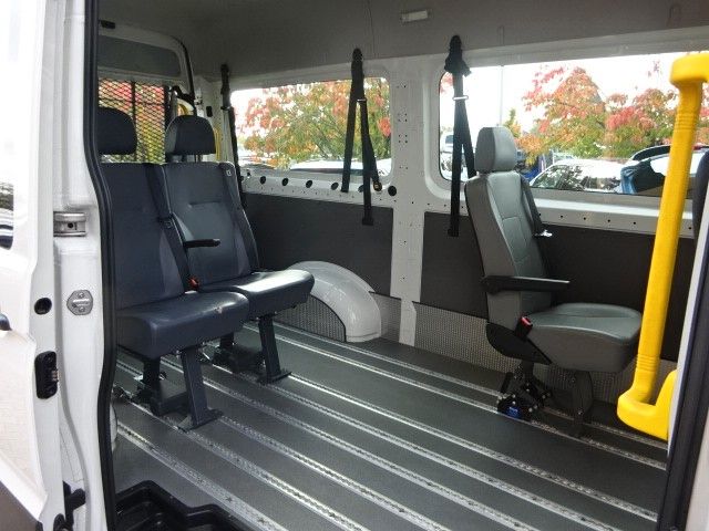 Volkswagen Crafter 140PS Hochdach BTW KMP Lift Rollstuhl foto 12