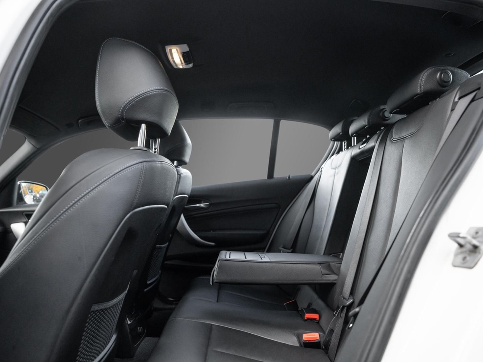BMW M140 i Special Edition Business-P. Hifi SHZ PDC foto 6