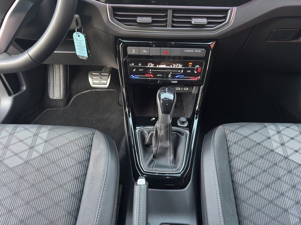 Volkswagen T-Cross R-Line 1.5 TSI DSG Navi AHK MatrixLED foto 16