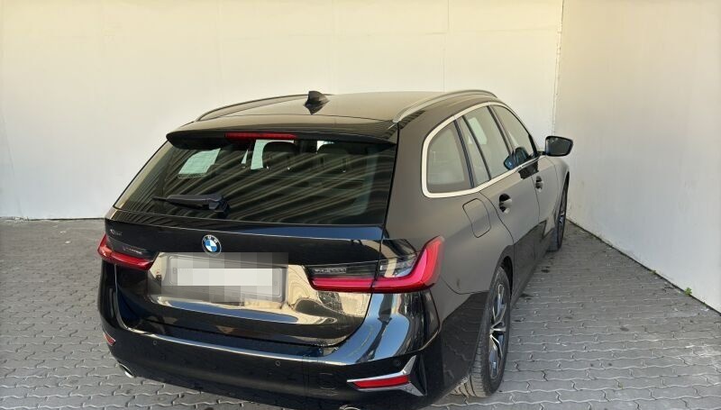 BMW 330e xDrive Tour. Luxury Line Navi.Laser.HuD.ACC foto 5