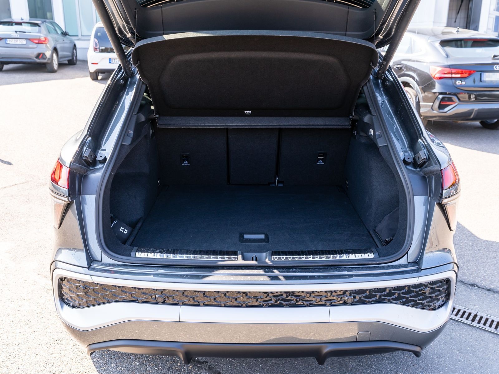 Audi Q3 SUV S line quattro Stronic LED RFK ACC LEDER foto 9