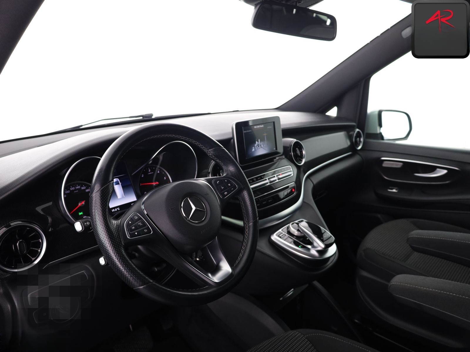 Mercedes-Benz V 220 d LANG 8 SITZE KAMERA,PANO,SITZHEIZ,DAB,SH foto 9