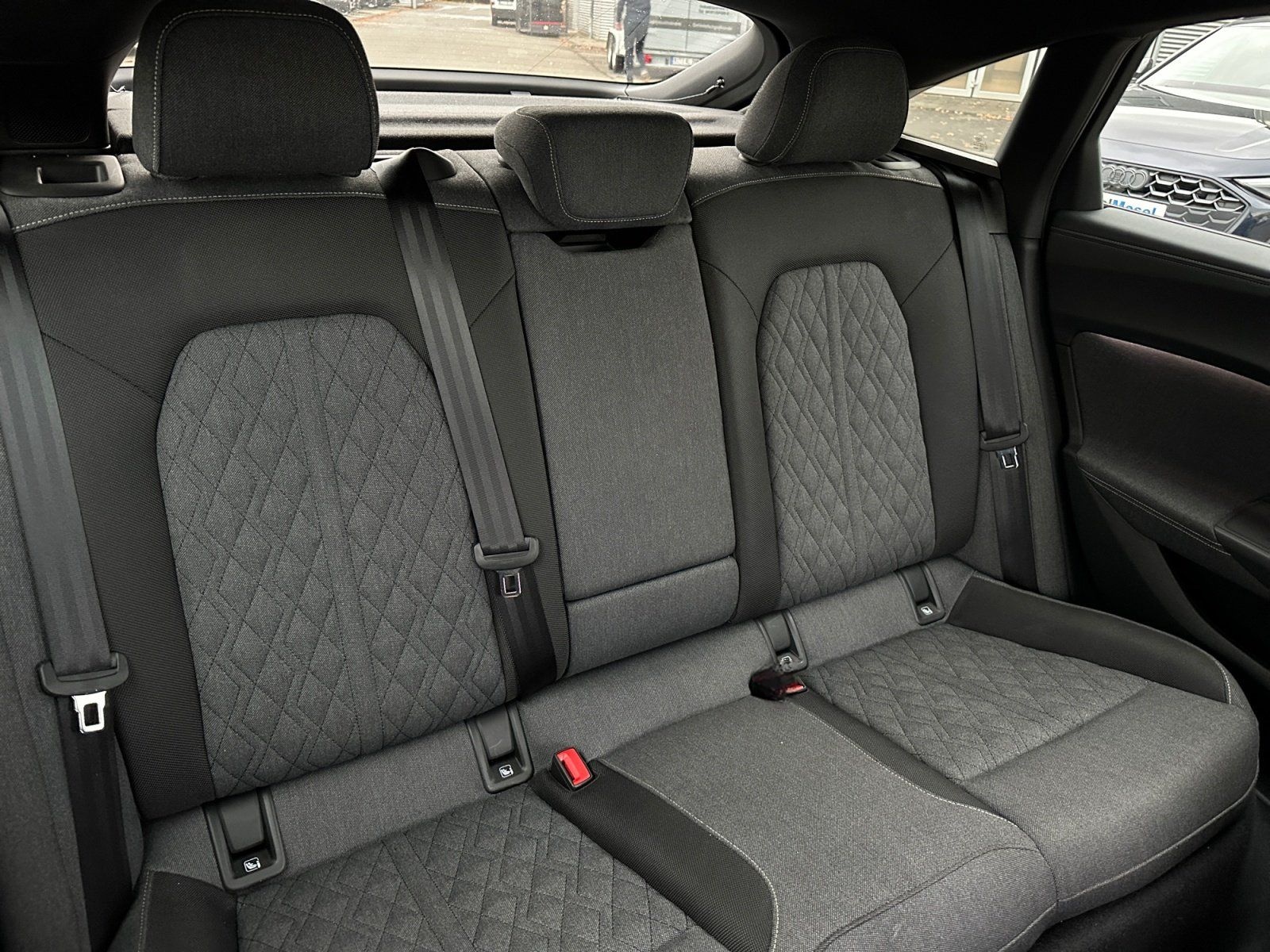 Audi A5 Limousine 40 TFSI S-tronic Fontscheibe heizba foto 7