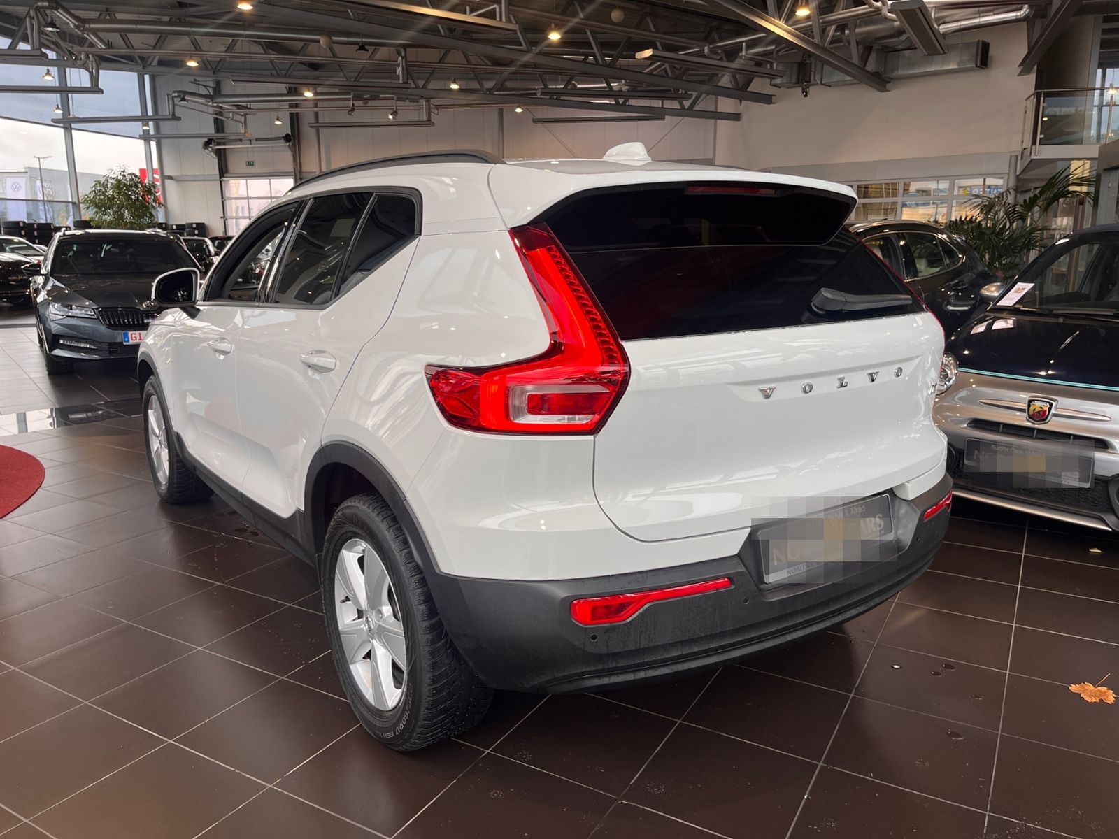 Volvo XC40 AWD AHK LED NAVI ALU foto 5