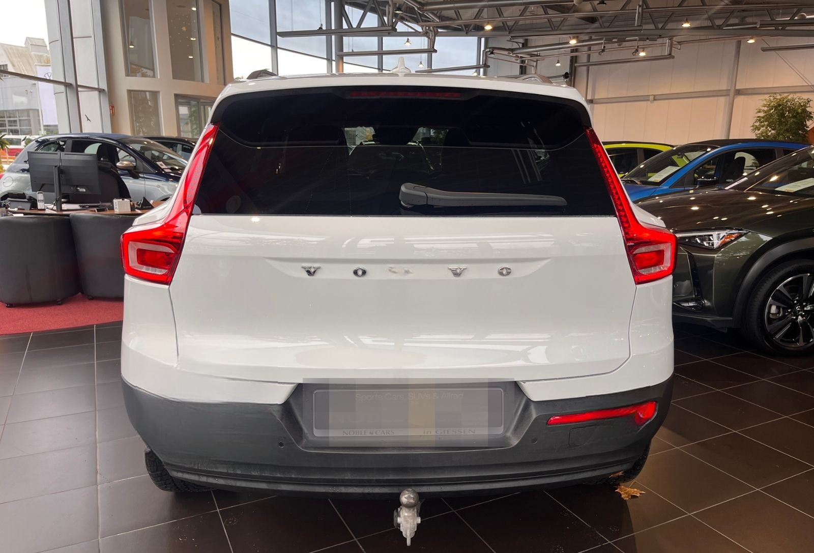 Volvo XC40 AWD AHK LED NAVI ALU foto 6