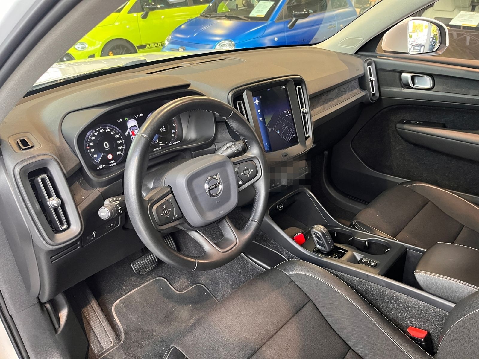 Volvo XC40 AWD AHK LED NAVI ALU foto 9