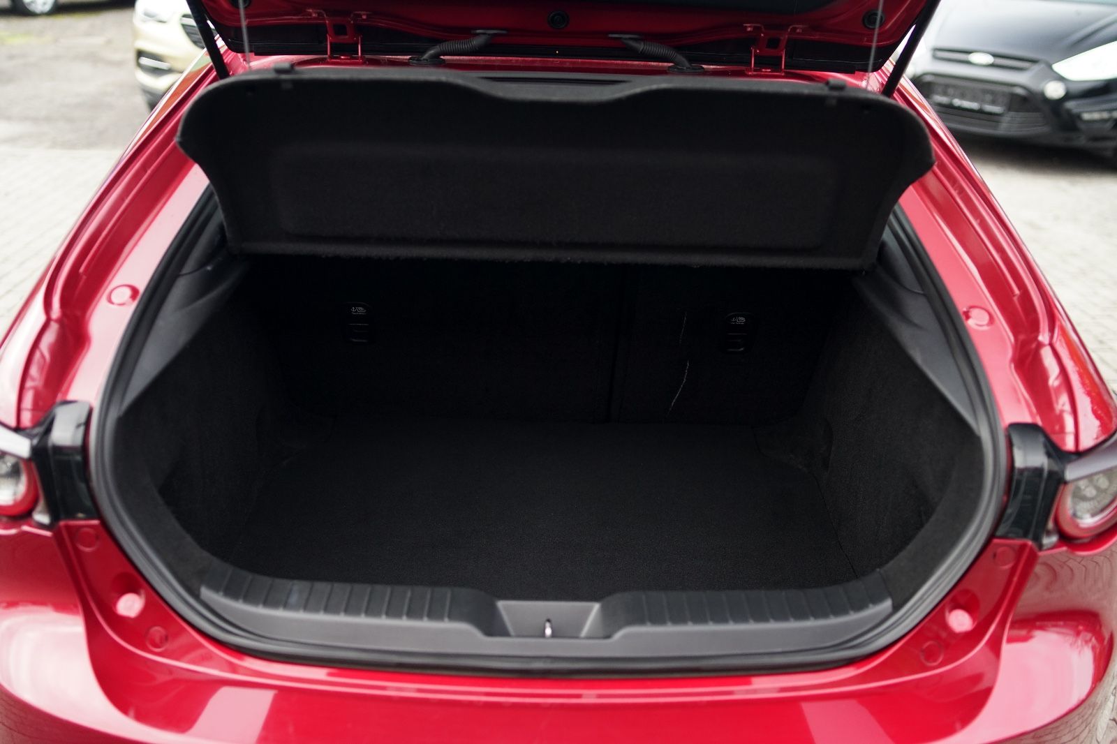 Mazda 3 Lim. Selection ACC Kamera HUD Navi Sitzheizung foto 8