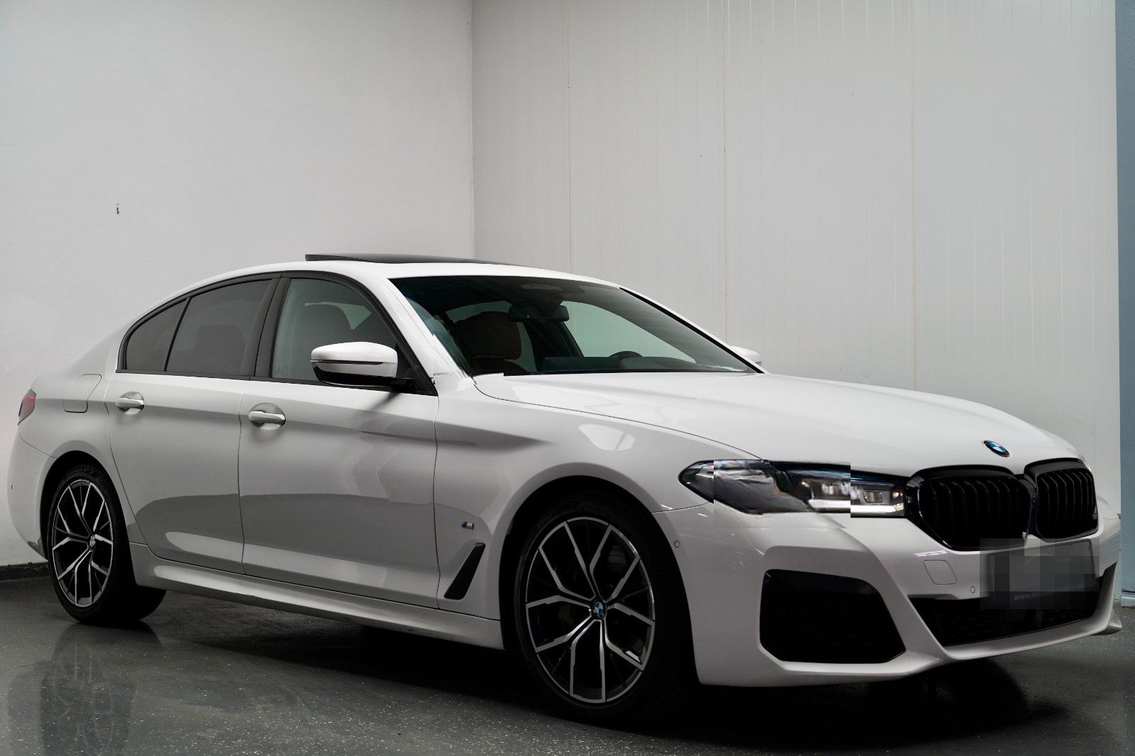 BMW 530d xDrive M Sport SCHIEBEDACH LASER HUD KEY foto 3