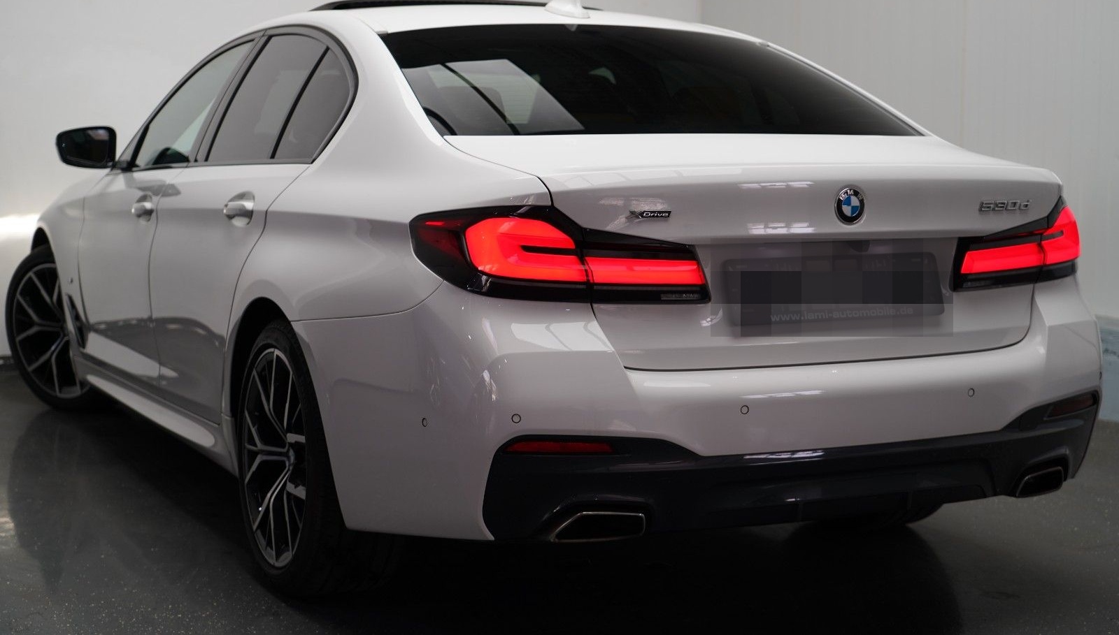 BMW 530d xDrive M Sport SCHIEBEDACH LASER HUD KEY foto 7