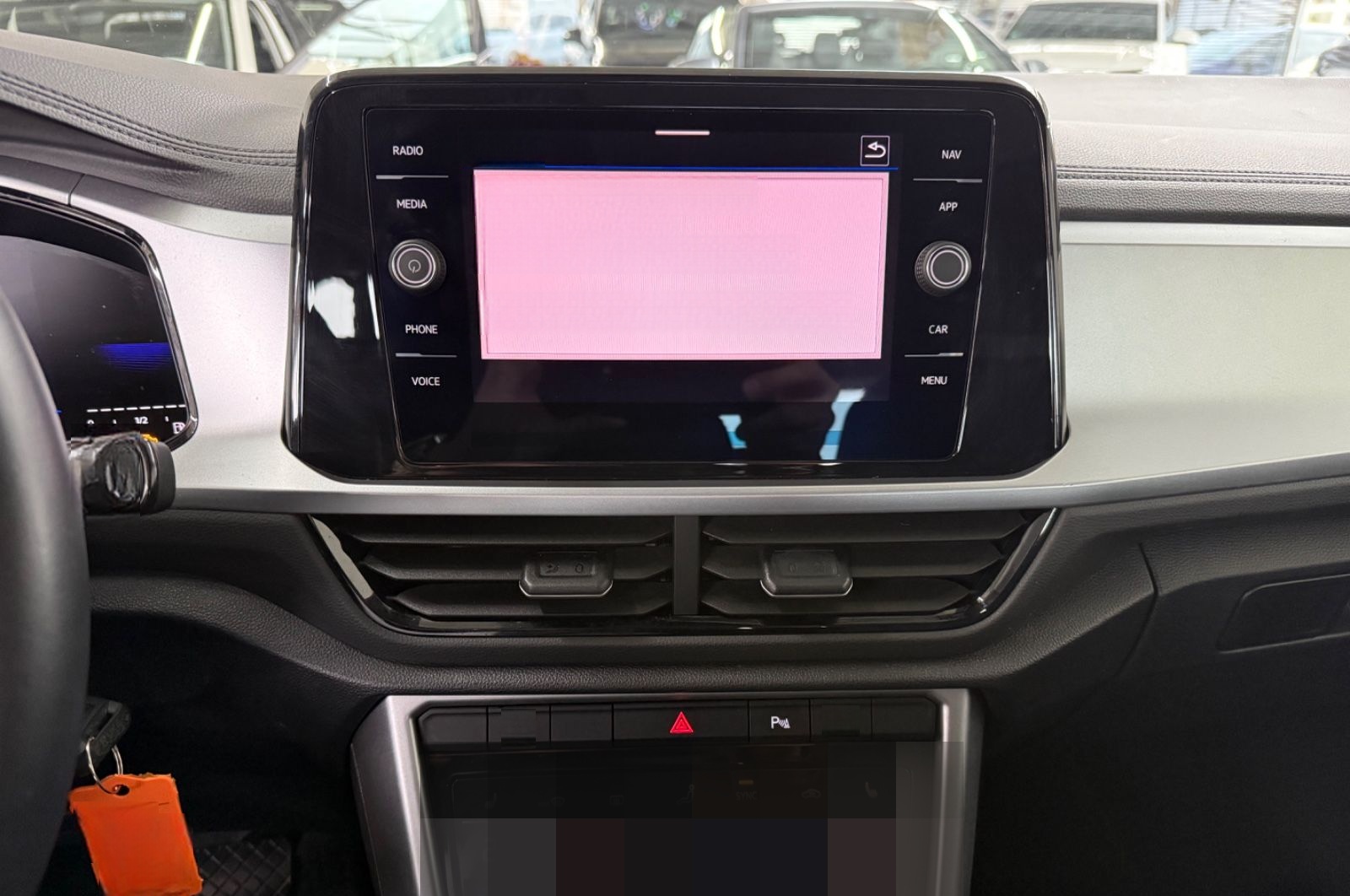 Volkswagen T-Roc*Life*Navi*Virtual*Sitzh*AHK*DSG*LED* foto 21