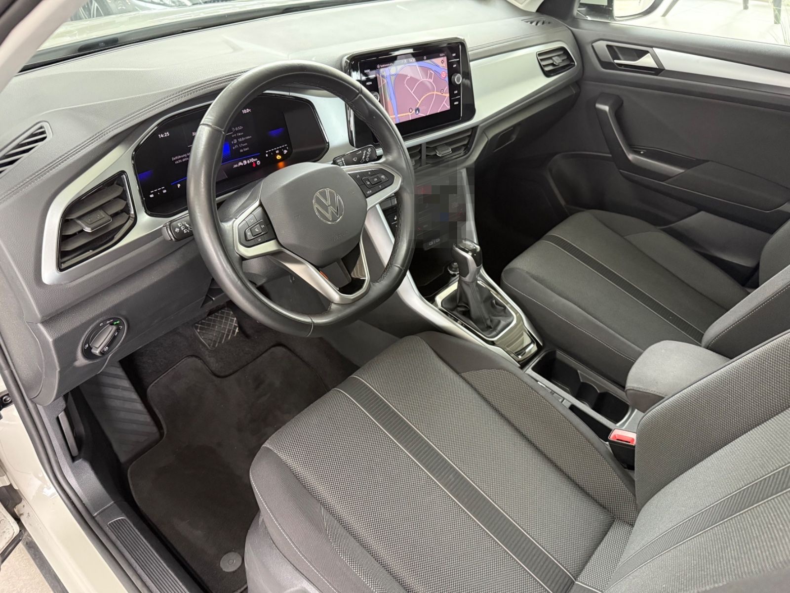 Volkswagen T-Roc*Life*Navi*Virtual*Sitzh*AHK*DSG*LED* foto 8