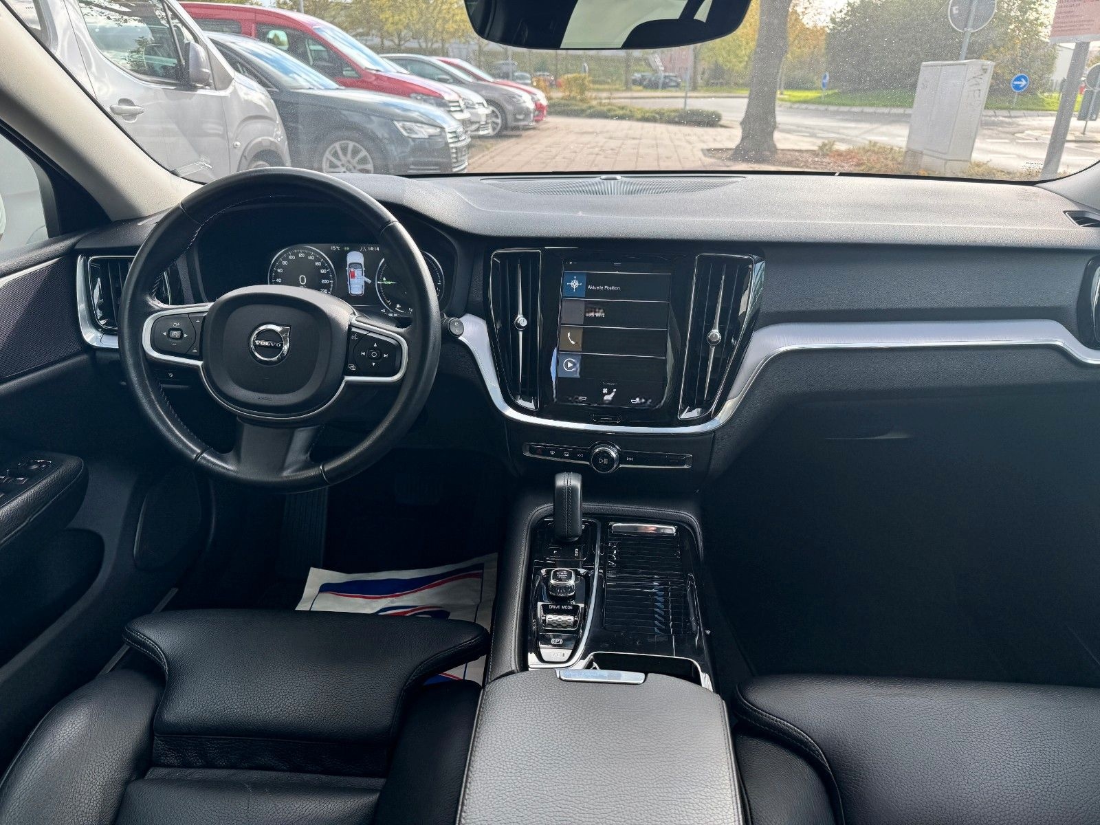 Volvo V60 Kombi Pro Plug-In Hybrid AWD Pano/RFK/Standh foto 8