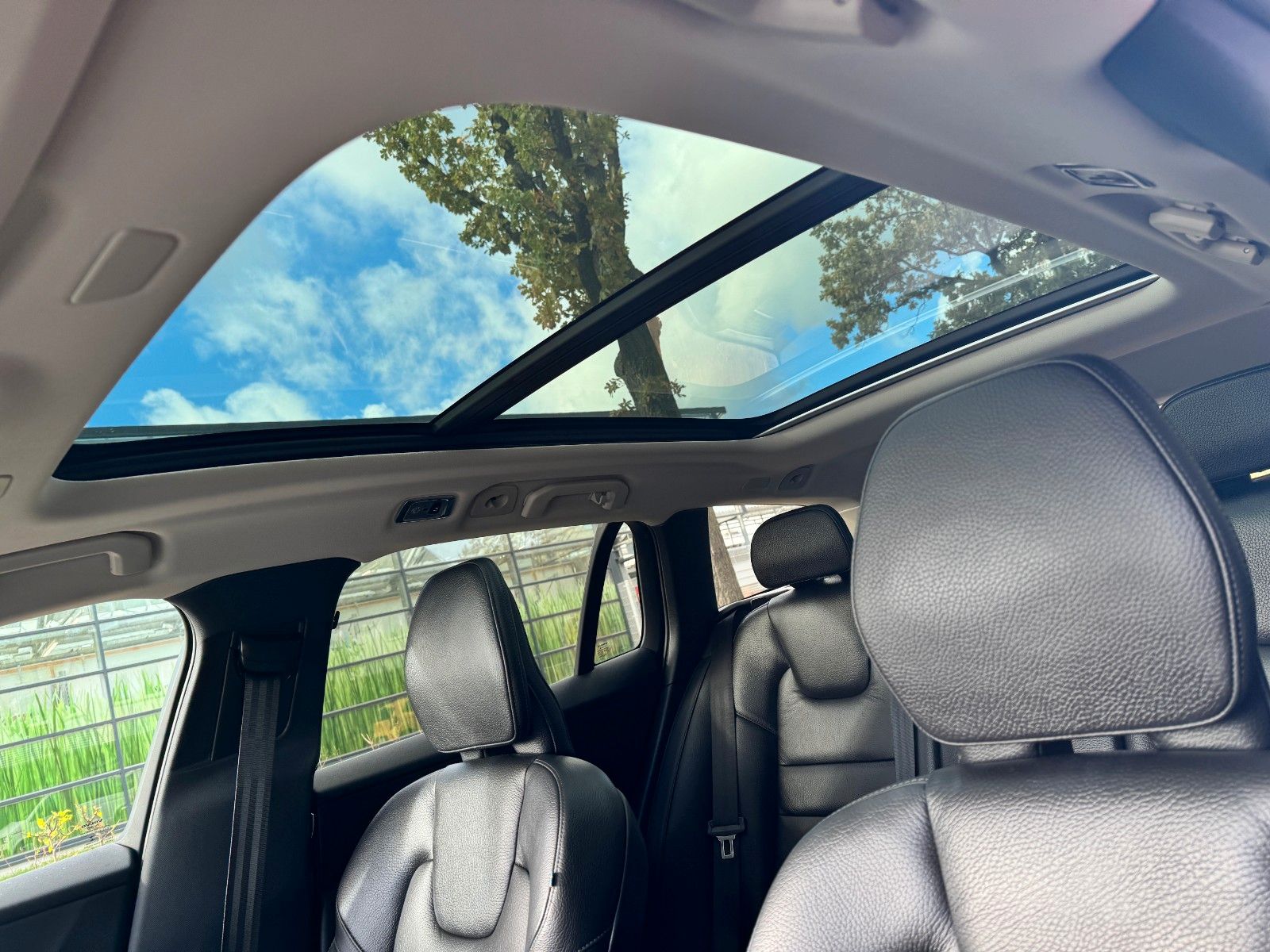 Volvo V60 Kombi Pro Plug-In Hybrid AWD Pano/RFK/Standh foto 9