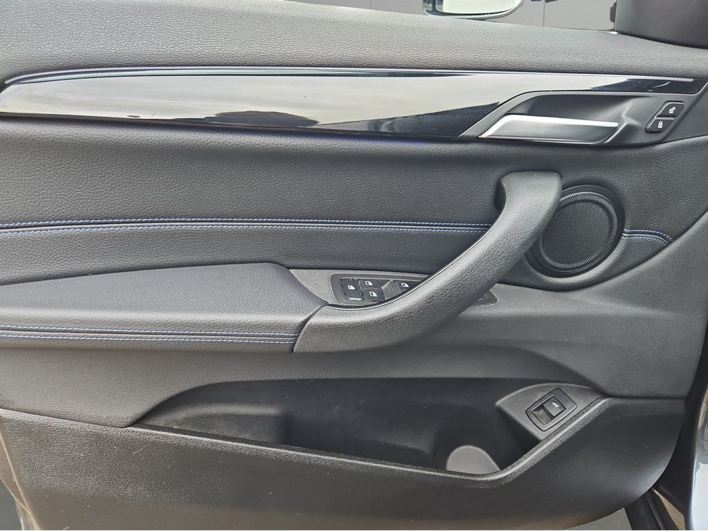 BMW X2 sDrive18i M-SPORT LED NAVI LEDER KAMERA 19" foto 16