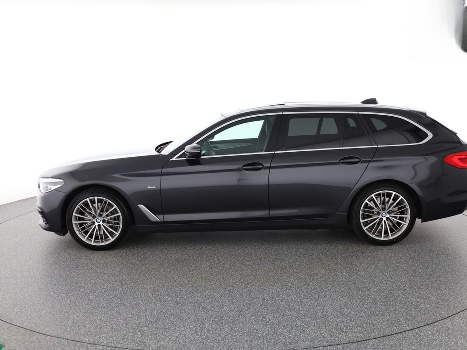 BMW 540 i T xDrive SPORT LINE SHADOW SITZKLIMA,PANO foto 2