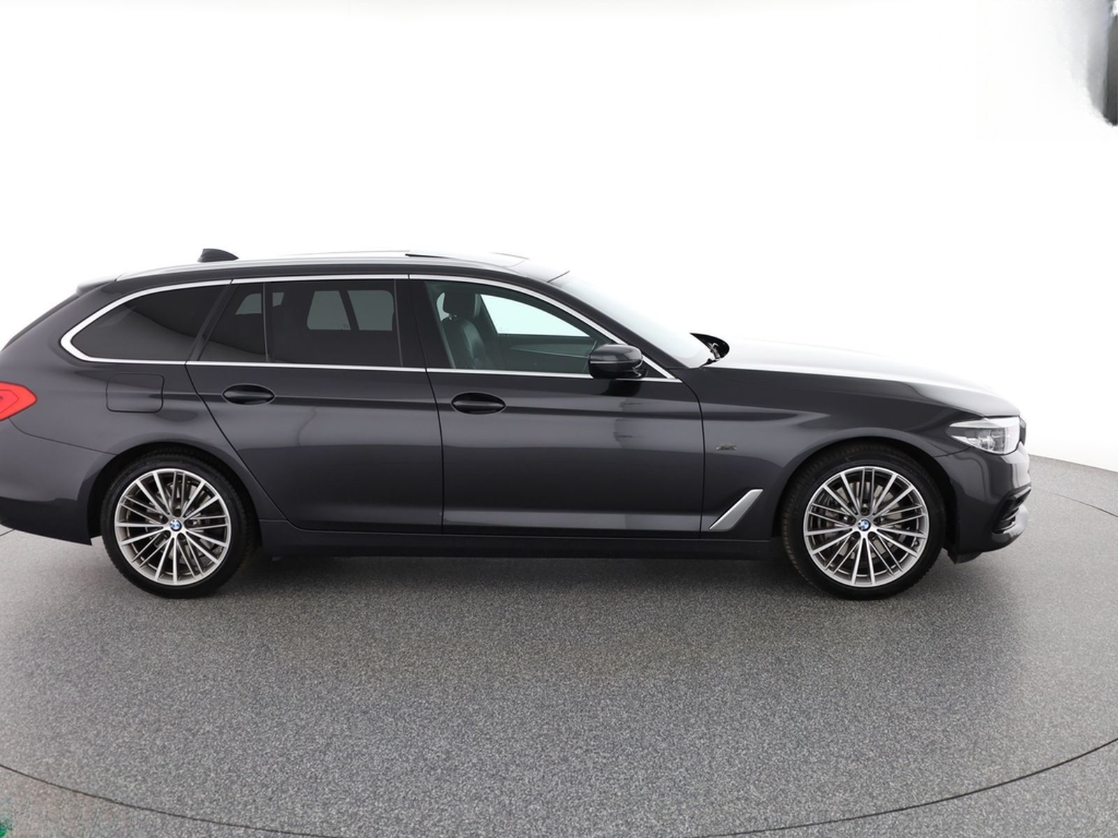 BMW 540 i T xDrive SPORT LINE SHADOW SITZKLIMA,PANO foto 6