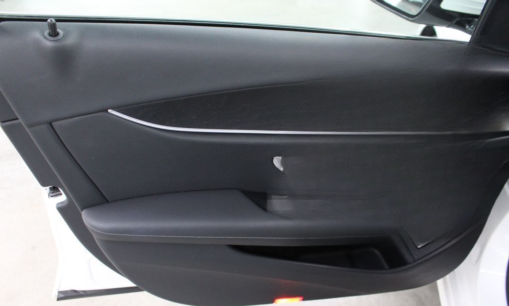 Mercedes-Benz E 220 d T 4M Avantgarde LED Kamera AHK Widescree foto 7