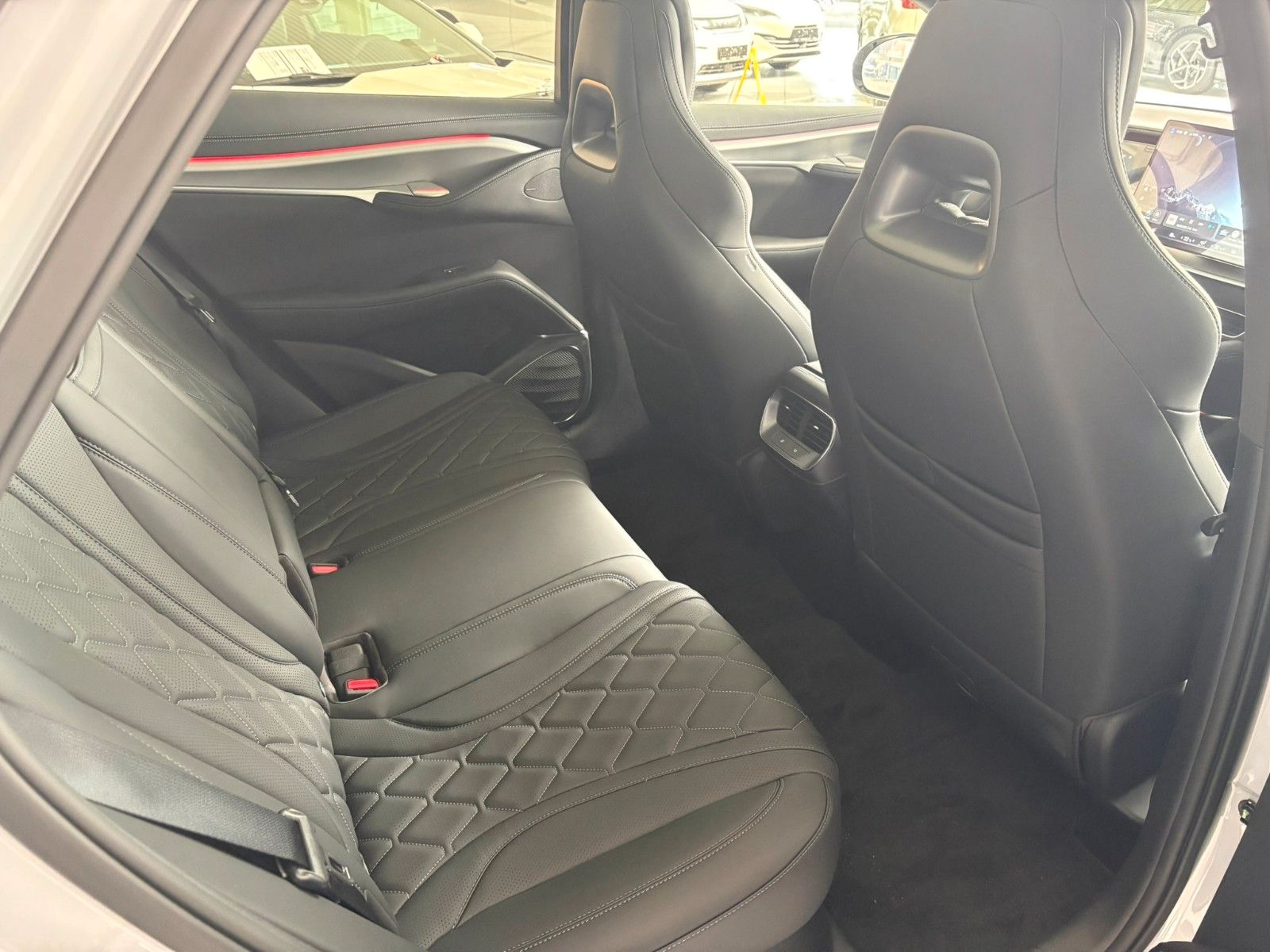 BYD SEALION 7 82.5 kWh Comfort foto 8