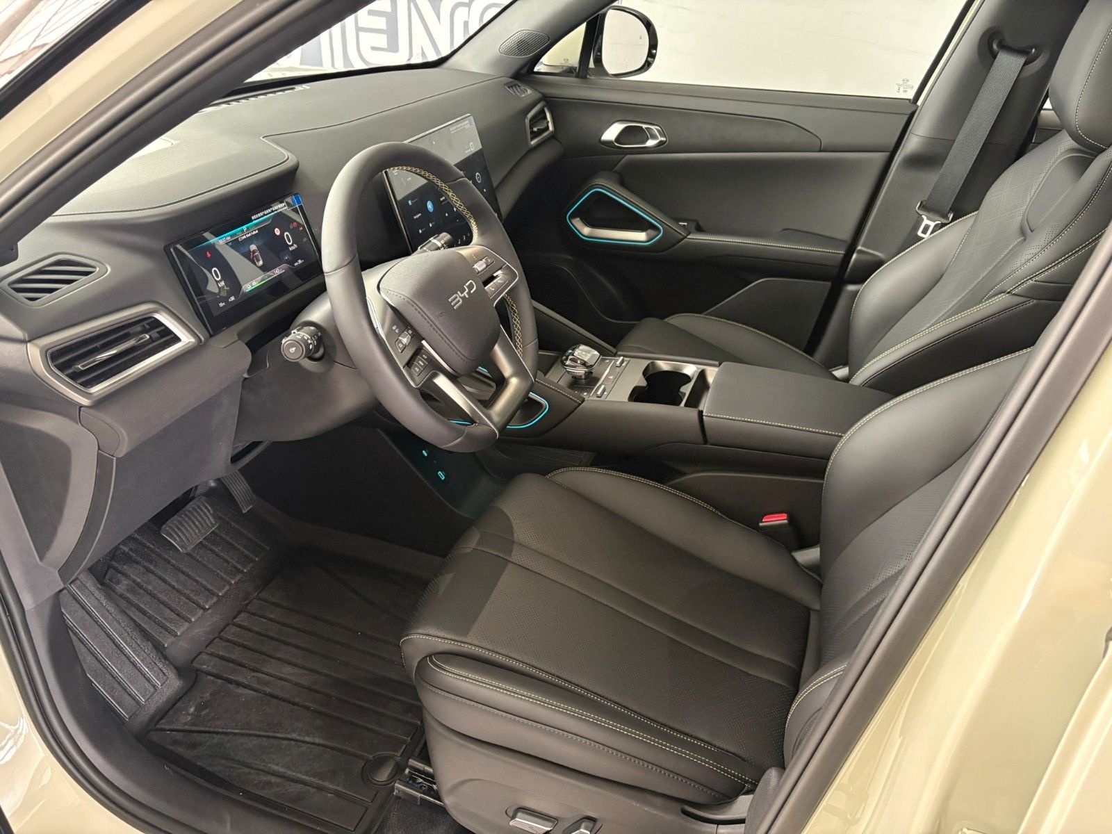 BYD ATTO 2 Comfort 64.8 kWh foto 3