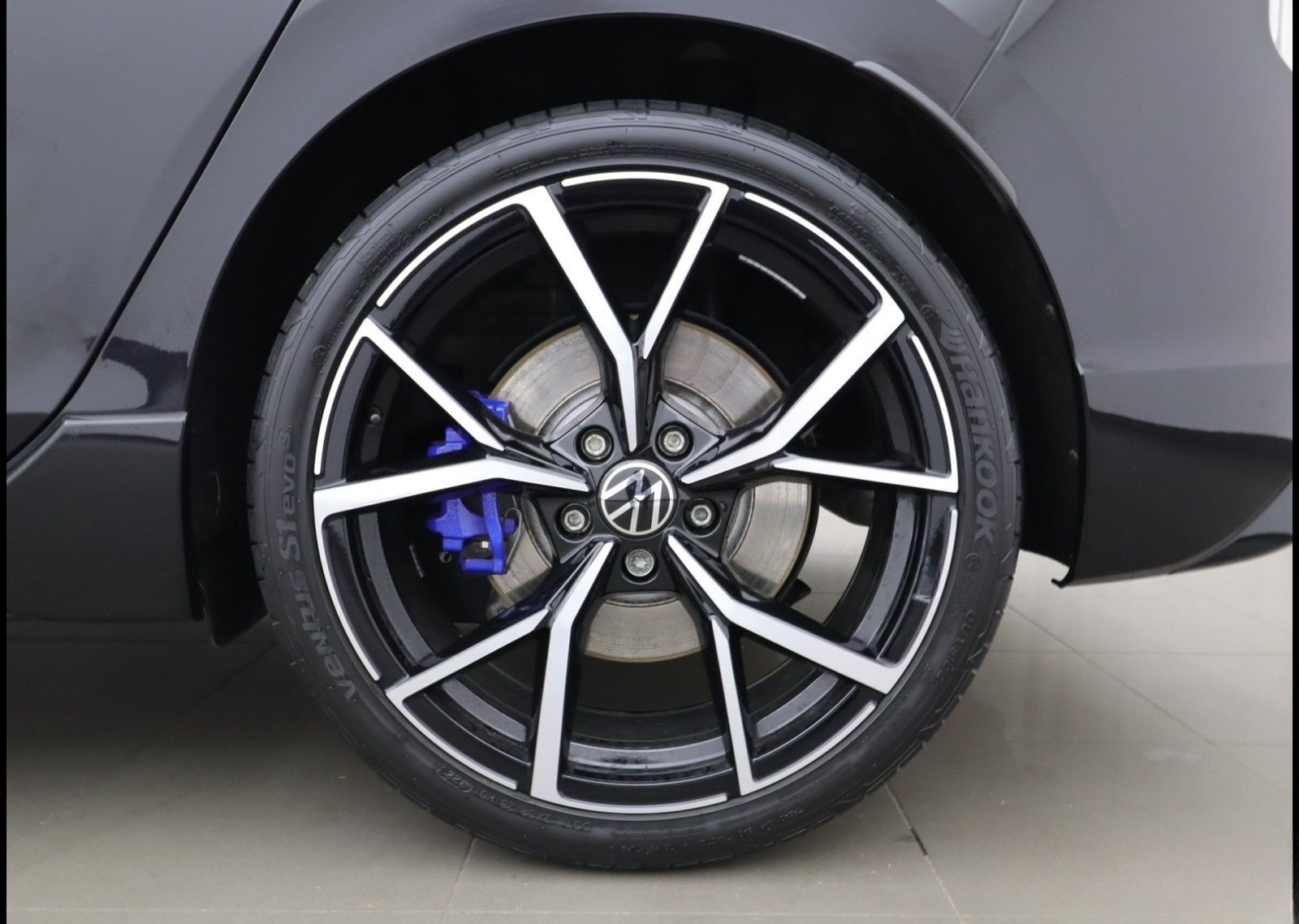 Volkswagen GOLF 8 R PERFORMANCE 4MOTION 2.0 TSI DSG Navi foto 15