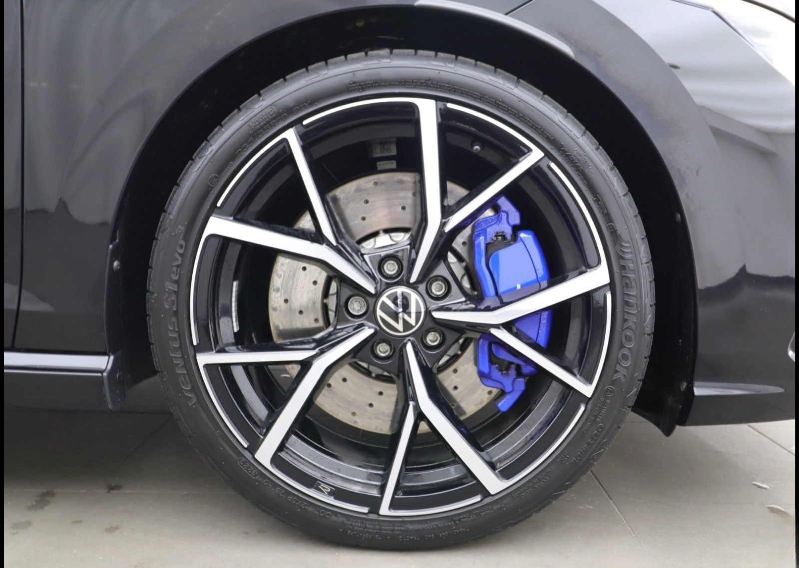 Volkswagen GOLF 8 R PERFORMANCE 4MOTION 2.0 TSI DSG Navi foto 17
