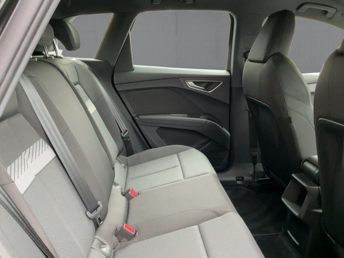 Audi Q4 e-tron 40 MATRIX+NAVI+2xPDC+GRA+SHZ+19"LM foto 13