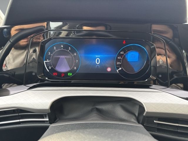 Volkswagen Golf VIII Variant 1.0 eTSI DSG LED+NAVI+ACC+SIHZ foto 16