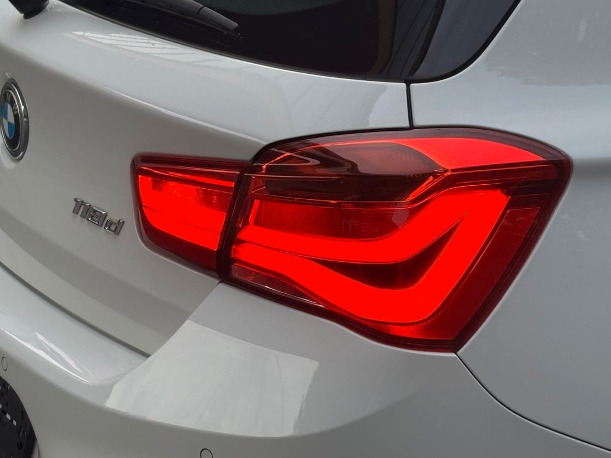 BMW 118d*EDITION*M SPORT PAKET*SCHADOW*SHD*XENON*PDC foto 20