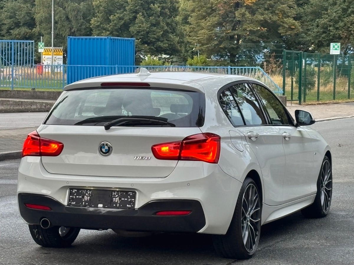 BMW 118d*EDITION*M SPORT PAKET*SCHADOW*SHD*XENON*PDC foto 23