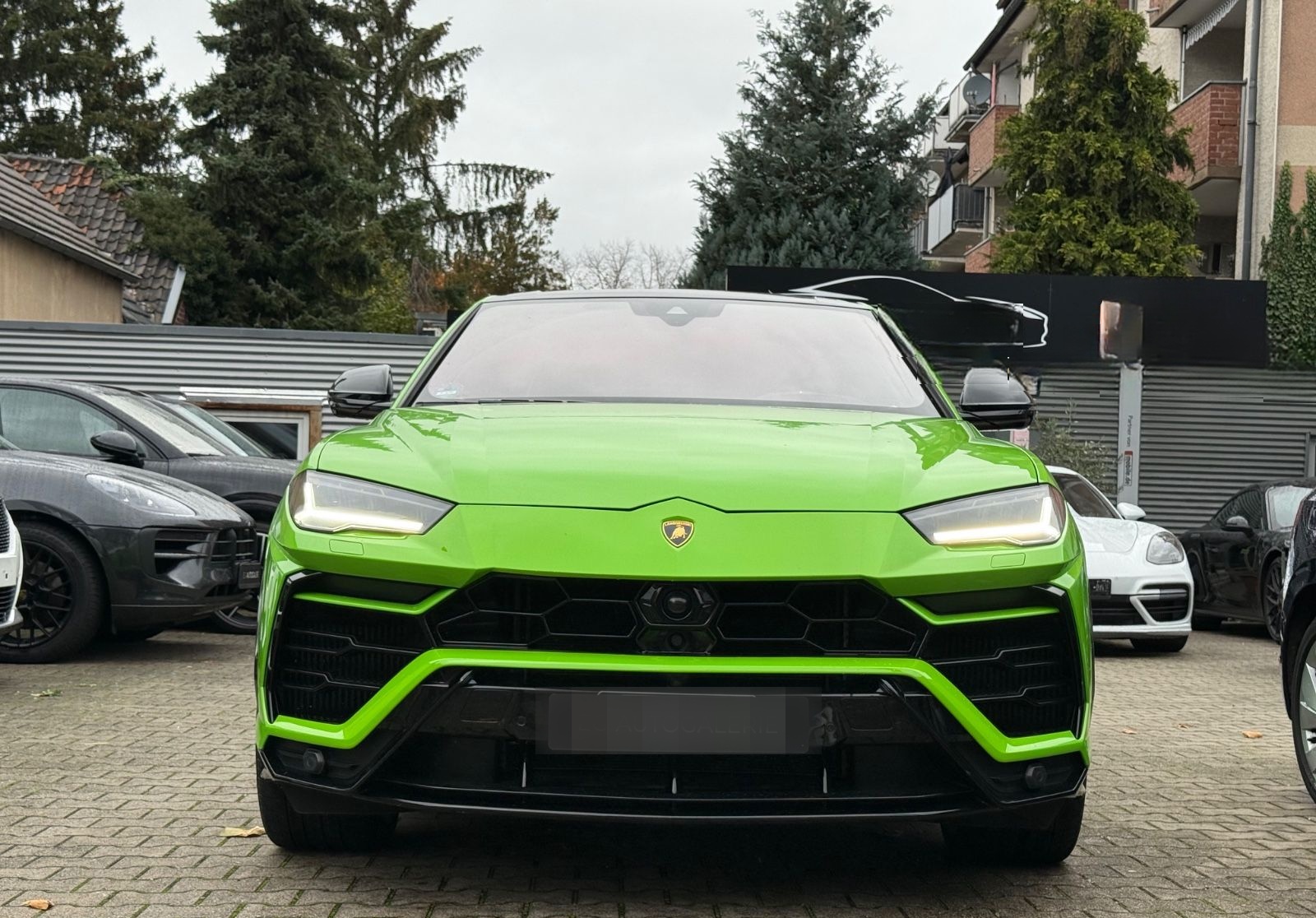 Lamborghini Urus 4.0 V8 Capsule Akrapovic Carbon 23 B&O TV foto 3
