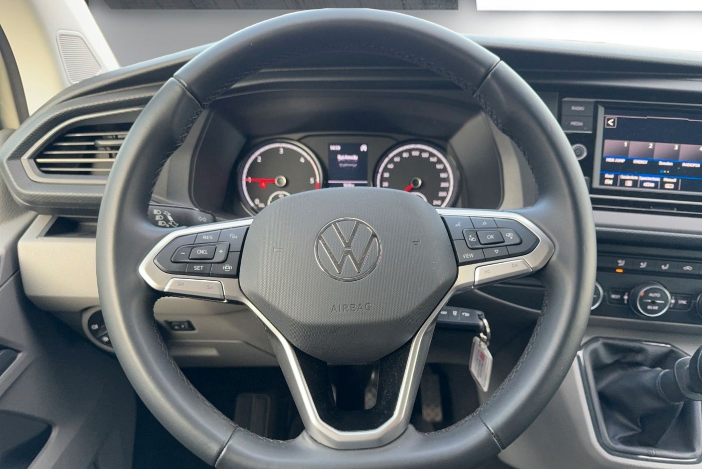 Volkswagen T6.1 Caravelle 9-Sitze Trendline Anhängerkupp., foto 8