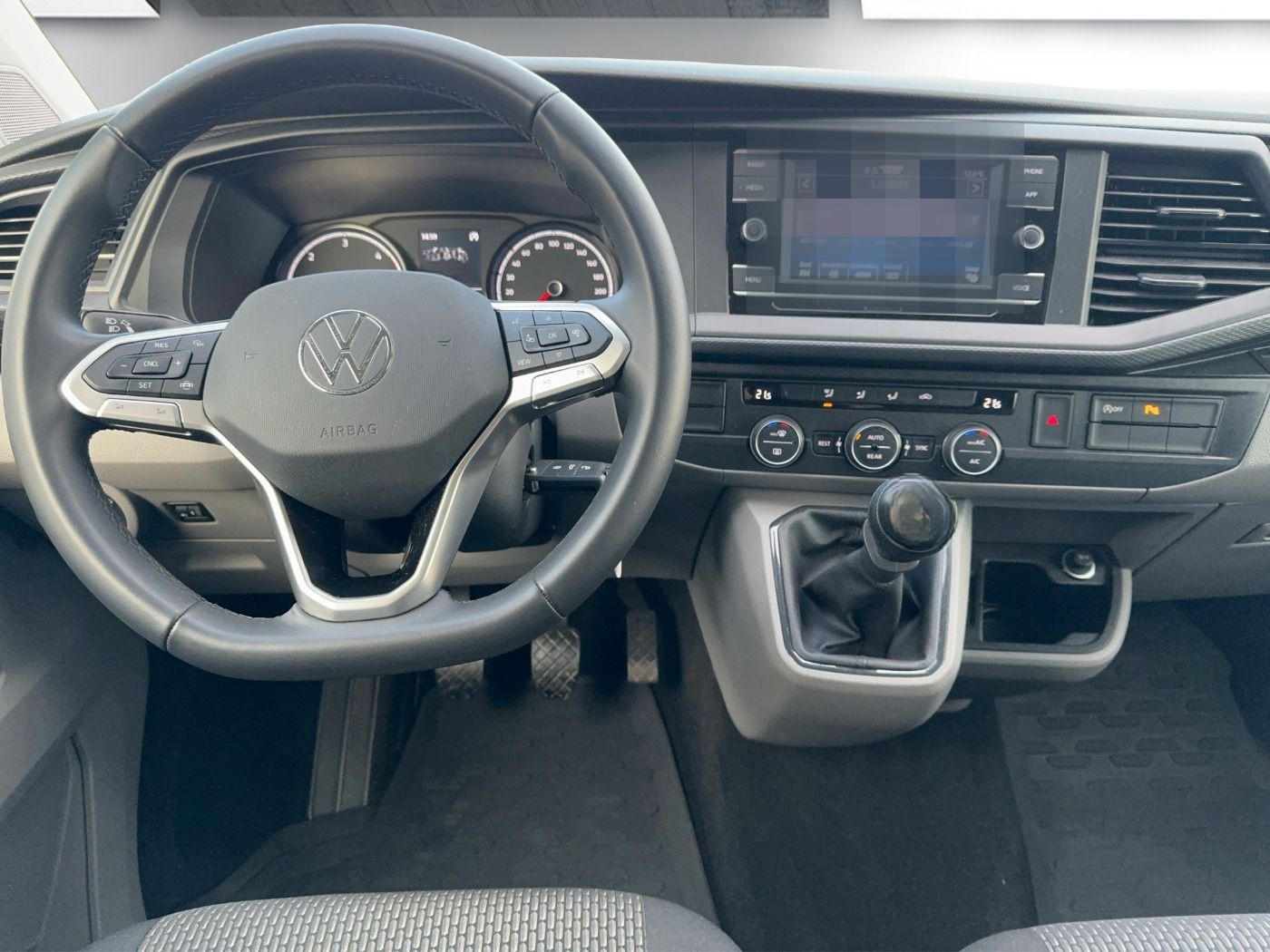 Volkswagen T6.1 Caravelle 9-Sitze Trendline Anhängerkupp., foto 9