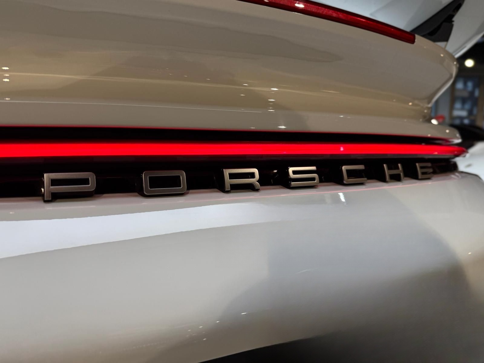 Porsche 911 Turbo S Cabriolet*InnoDrive*Carbon*Lift* foto 11