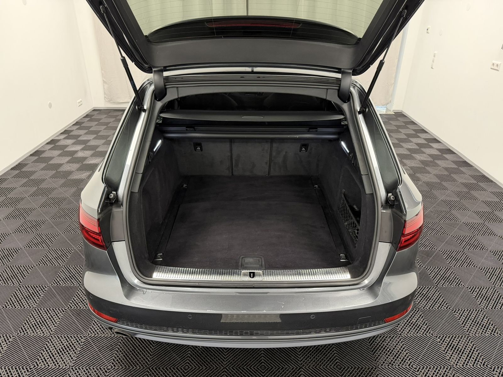 Audi A4 Avant 1.4 TSI S-tronic S-line Daytonagrau  foto 18