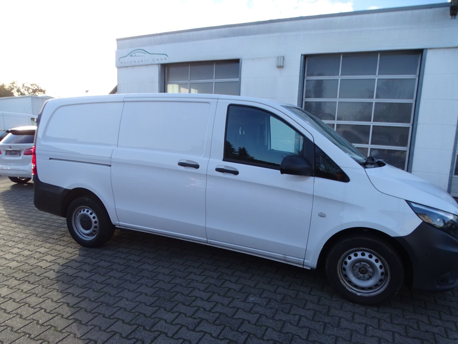 Mercedes-Benz Vito Kasten 114 CDI FWD lang Klima, Rückfahrkame foto 4