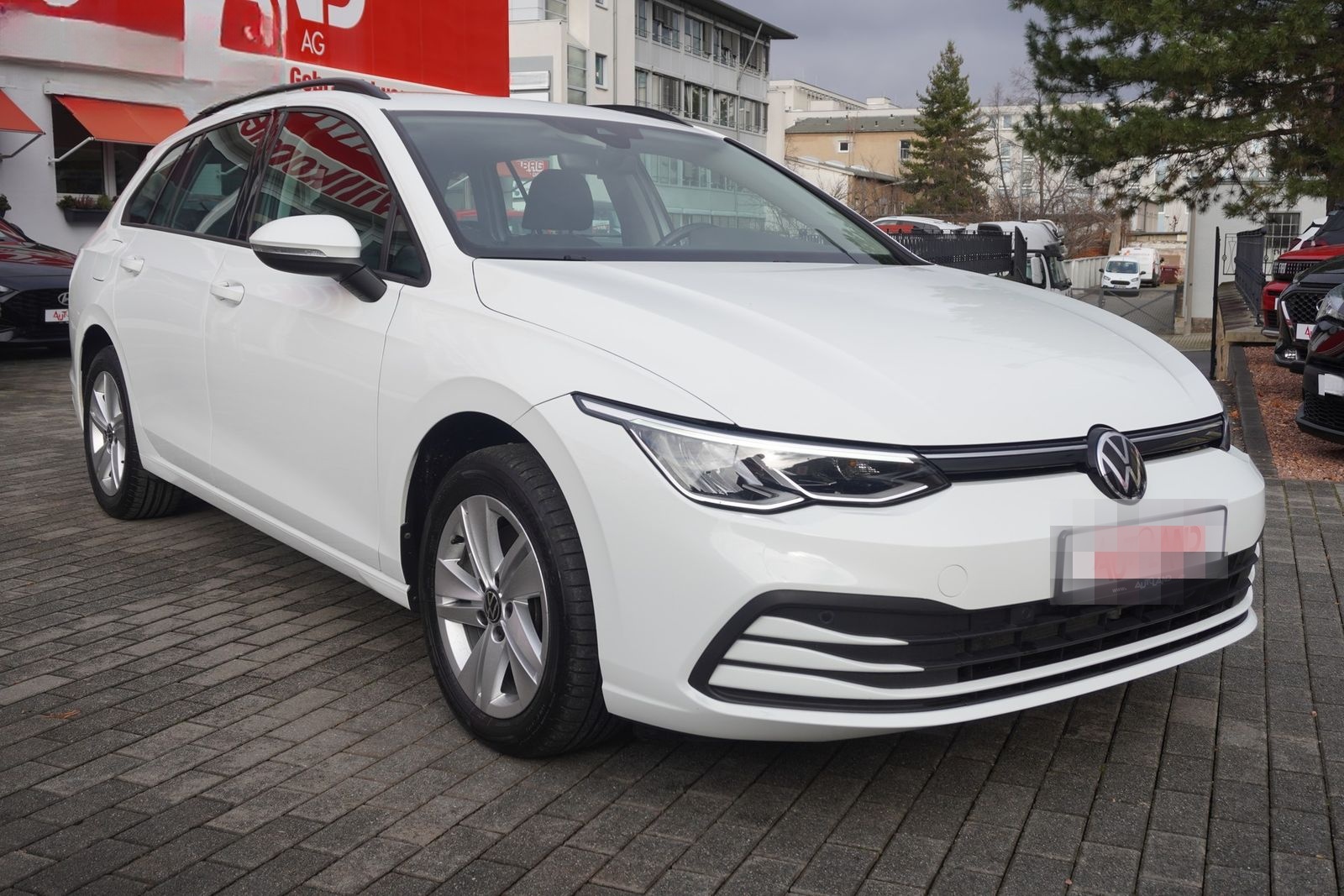 Volkswagen Golf VIII Variant 2.0 TDI Life LED Navi ACC DAB foto 8