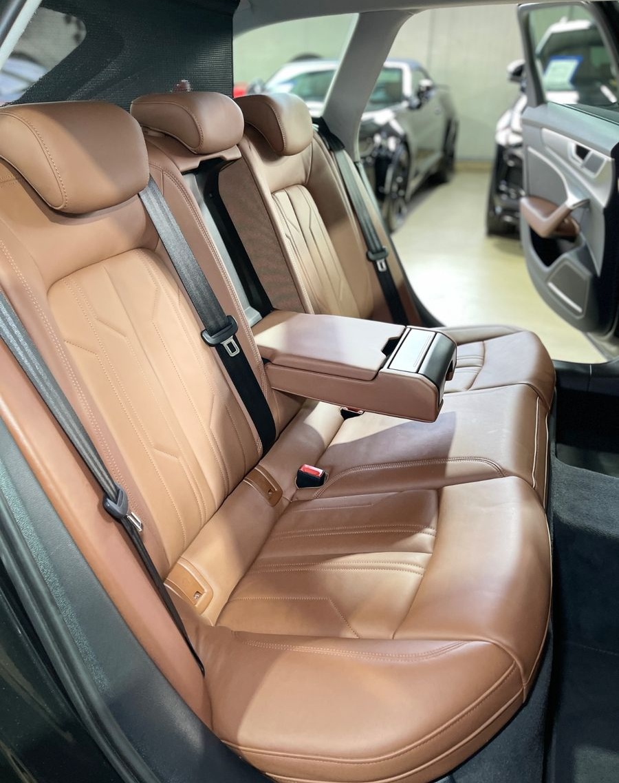 Audi AVANT+50+QUATTRO+SPORT+NACHTSICHT+AHK+PANO+19% foto 22