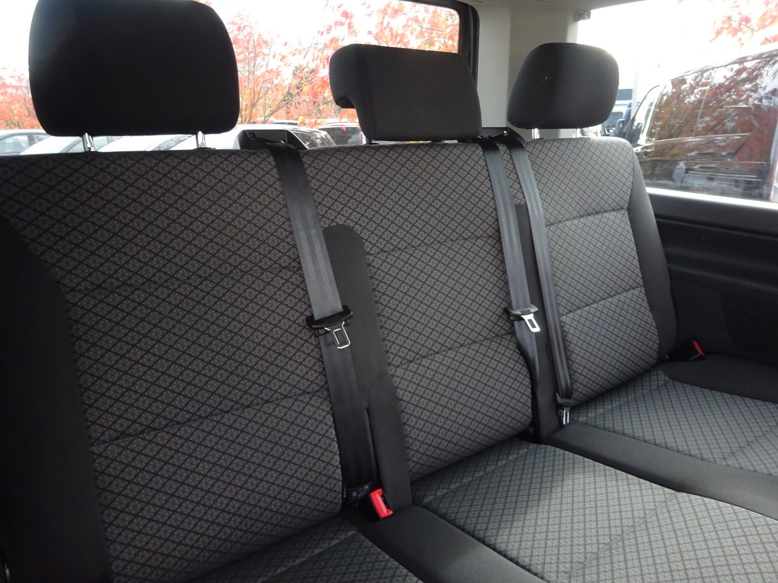 Volkswagen T6.1 Multivan 150PS DSG KR Navi Tempomat 7-Sitze foto 11